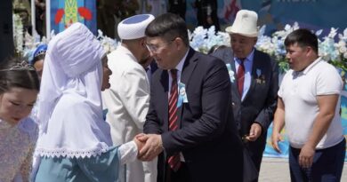 ТҮРКІСТАН: ҚАЗЫҒҰРТТА ҰЛЫ ЖЕҢІСТІҢ 80 ЖЫЛДЫҒЫ АТАЛЫП ӨТТІ