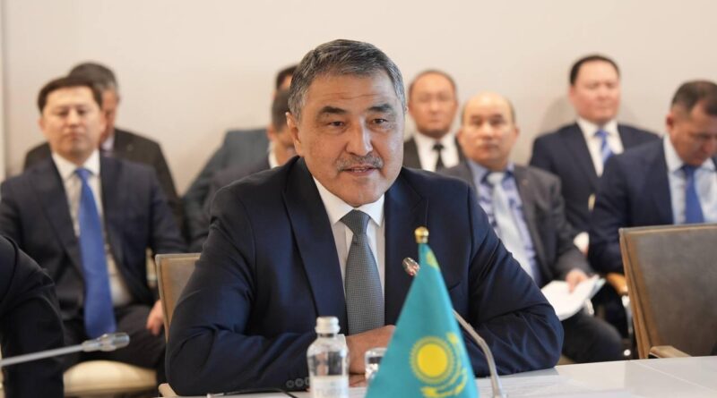 Сырдария өзенінде автоматтандырылған гидробекеттер орнату, мемлекетаралық каналдарды жөндеу және су үнемдеу бойынша тәжірибе алмасу: Түркістанда қазақ-өзбек бірлескен жұмыс топтарының отырыстары өтті